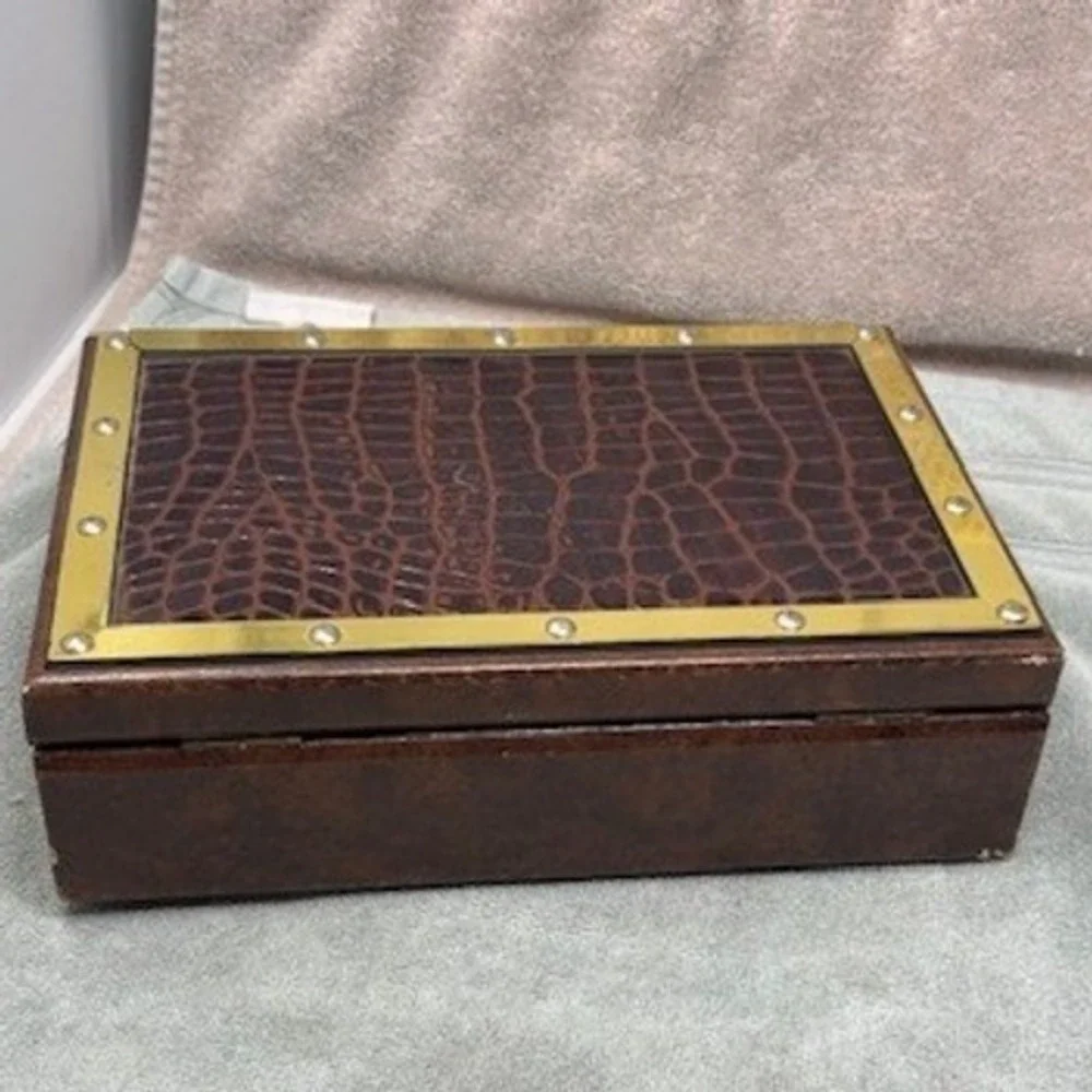 Vtg Prince Gardener Jewlery Box Brown Brass Trim Two Tier Valet Organizer